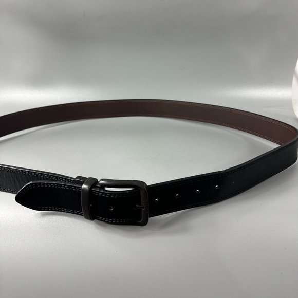 Levi's Black/Brown Reversible Belt, Size 52/130 - Picture 1 of 11